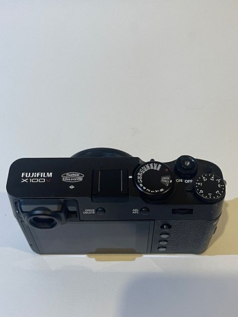 fujifilm-x100v-kompaktkamera-mit-261-mp-big-5