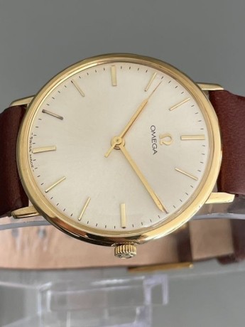 omega-uhr-vintage-aus-18-karat-gold-big-1