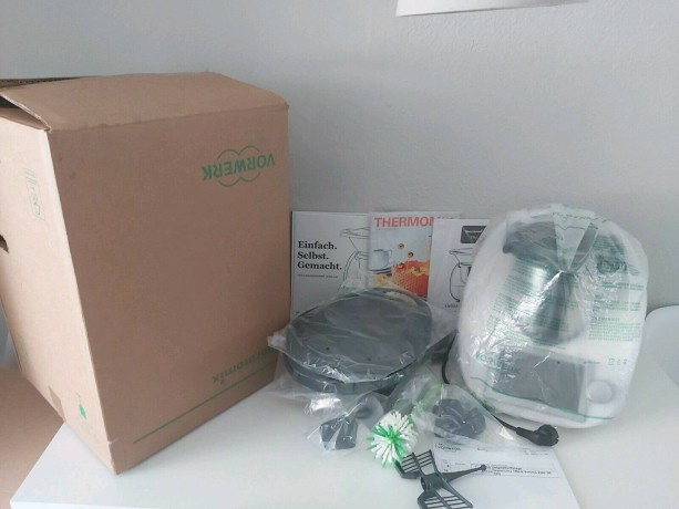 vorwerk-thermomix-tm6-big-0