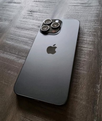 iphone-15-pro-max-big-0