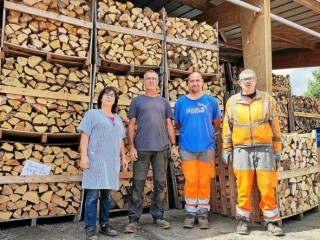 a-vendre-chene-charme-frene-hetrebon-qualite-de-bois-de-chauffage