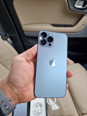 apple-iphone-13-pro-max-sierra-blue-256gb-big-4