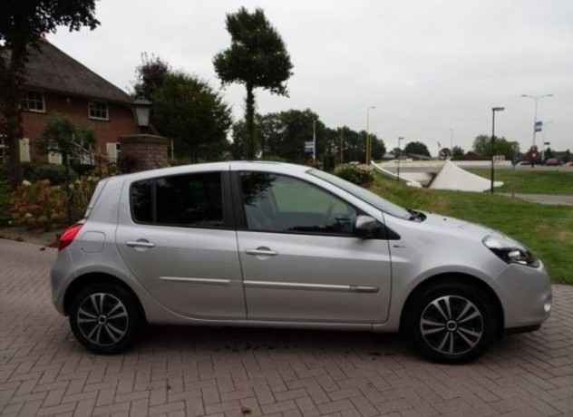 renault-clio-big-3