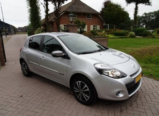 renault-clio-big-0