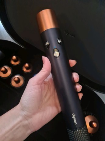 dyson-airwrap-complete-big-0