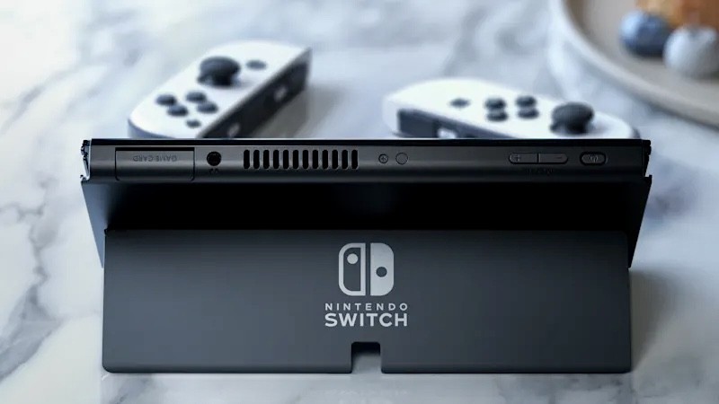 nintendo-switch-oled-big-0