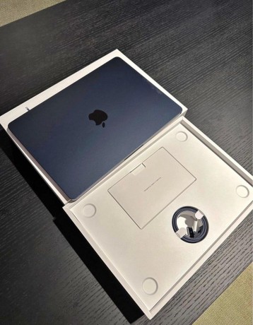 macbook-air-m2-big-0